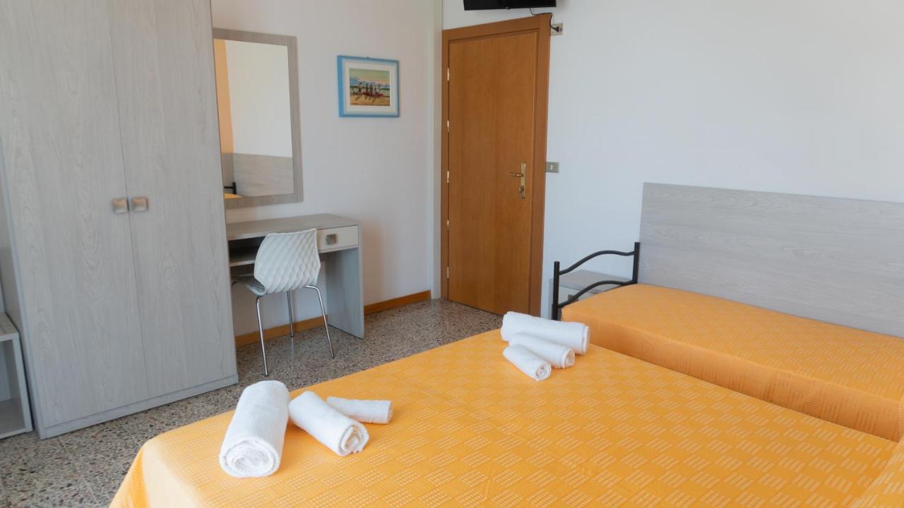 B&B Hotel Villa Nora Беллария-Иджеа-Марина Экстерьер фото