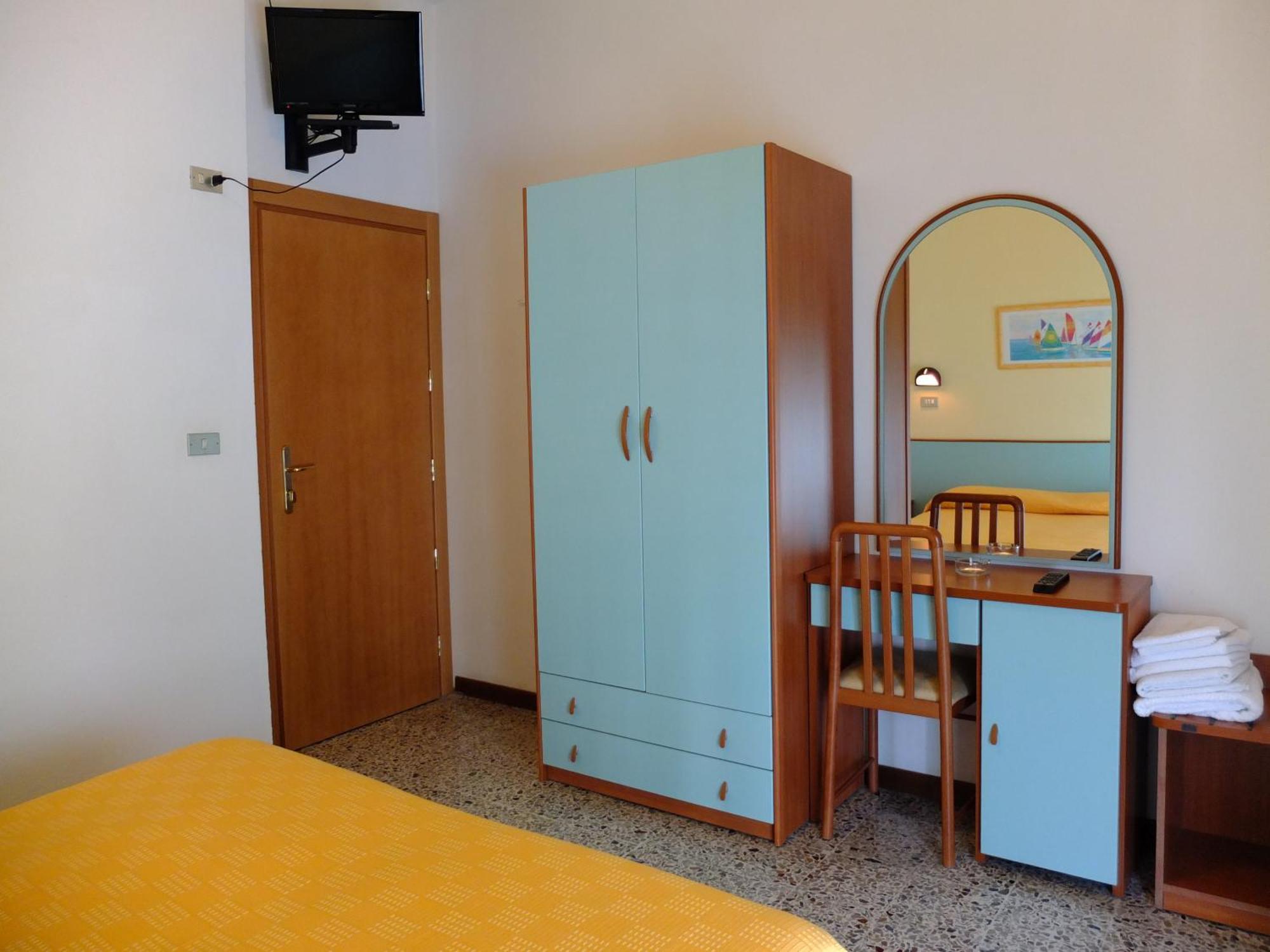 B&B Hotel Villa Nora Беллария-Иджеа-Марина Экстерьер фото