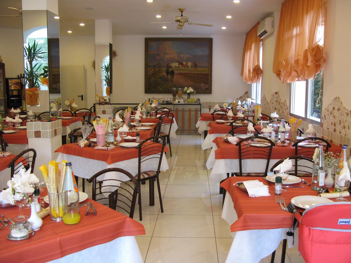 B&B Hotel Villa Nora Беллария-Иджеа-Марина Экстерьер фото